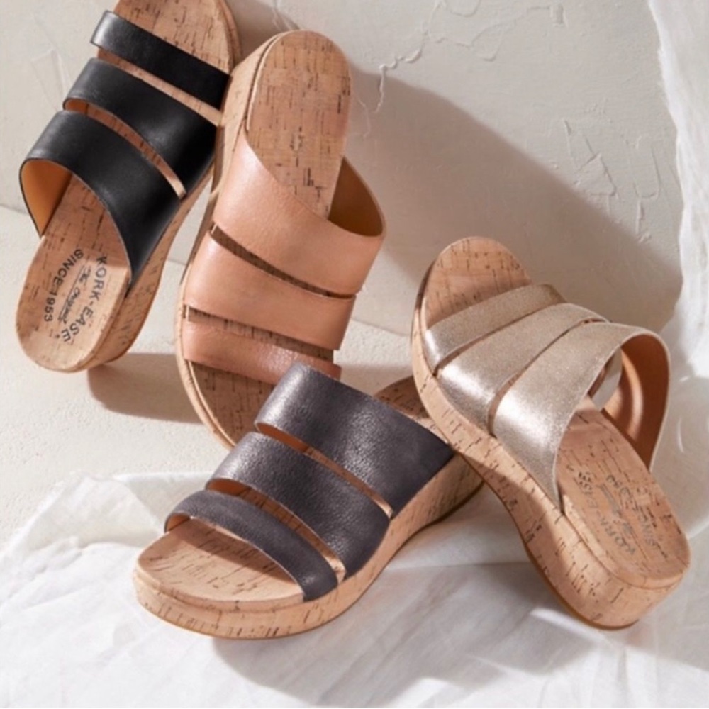 Gently worn Kork ease mini wedges - cork in brushed gold